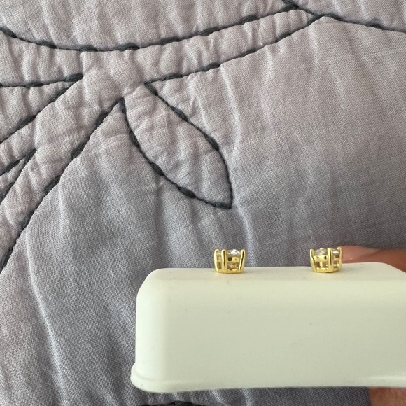 Moissanite Stud Earrings – 0.5 CTW, VVS D Color – 925 Silver, Gold Plated - Picture 5 of 5